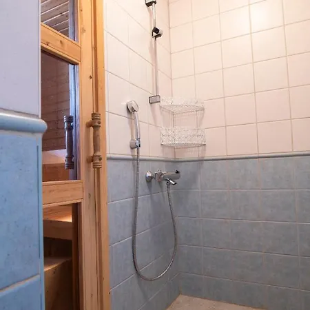 Holiday home Lapin Lumilomat Akaslompolo