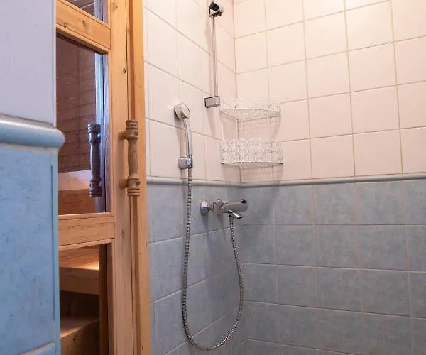 펜션 Lapin Lumilomat Äkäslompolo